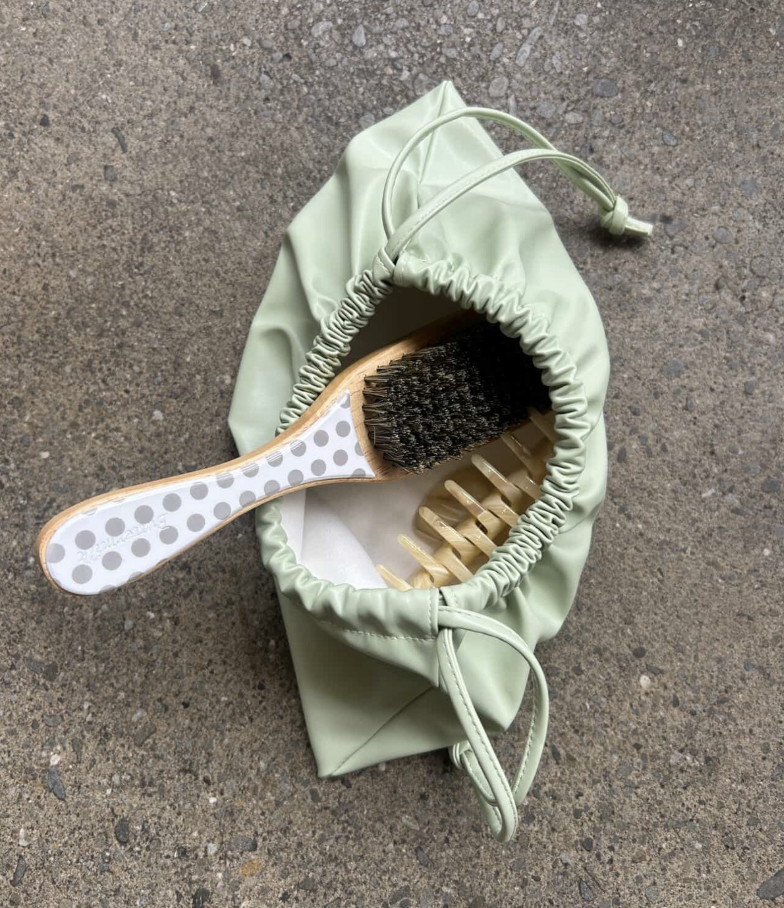 Benny Boar Bristle Brush in Chia Pudding