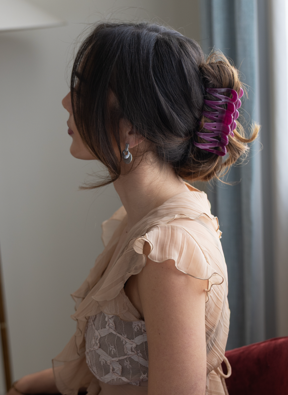 Weina Claw Clip in Plum Jam